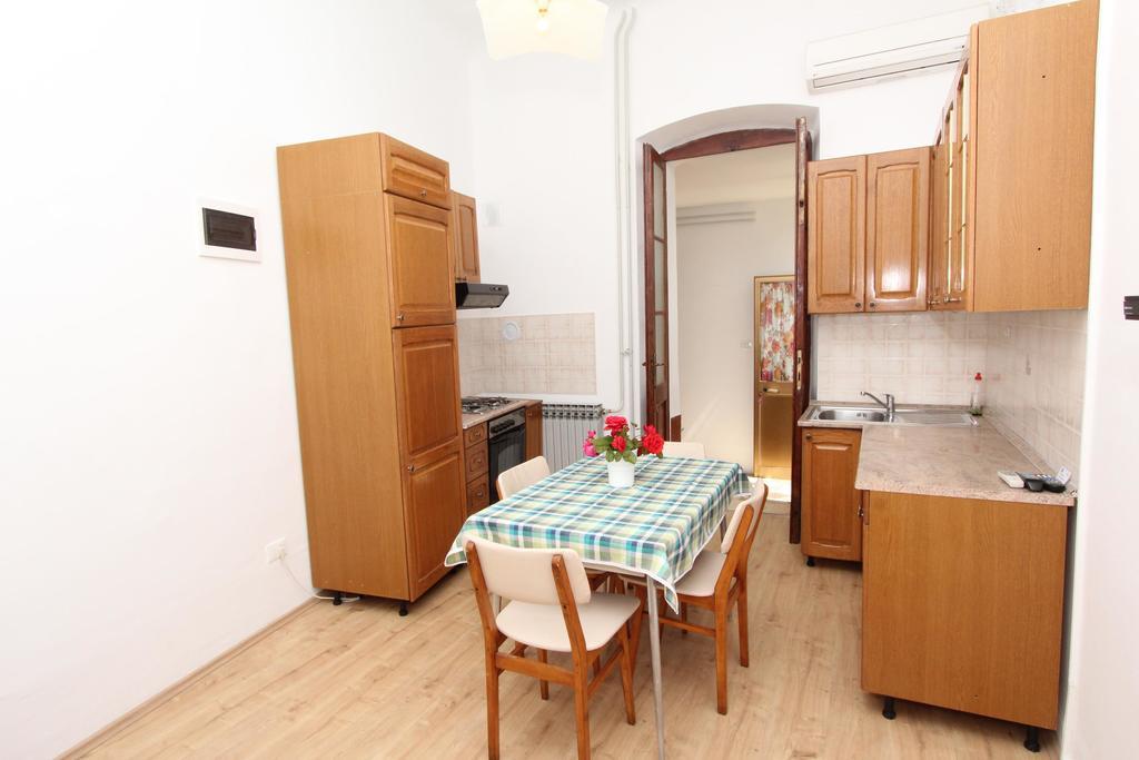 Apartment Riki Rovinj Exterior foto